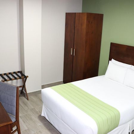 Hotel San Agustin Plaza ラタクンガ エクステリア 写真